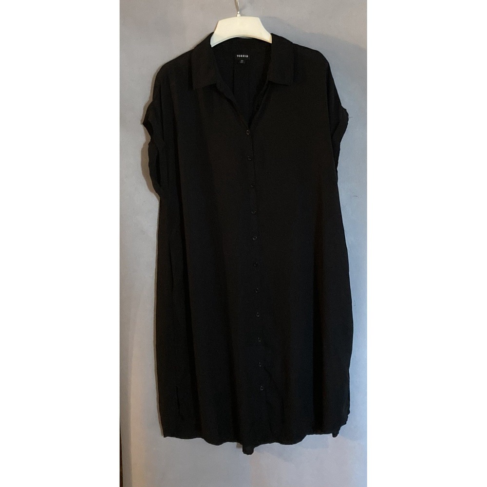 TORRID 00 M/L Black Drop Shoulder Short Sleeve Button Front Tunic Shirt Dress